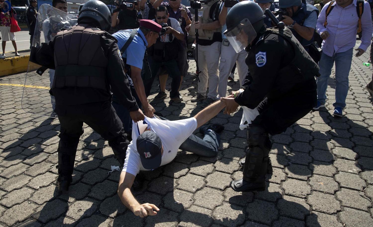 Nicaragua entre los países sin libertad en el hemisferio, según Freedom House