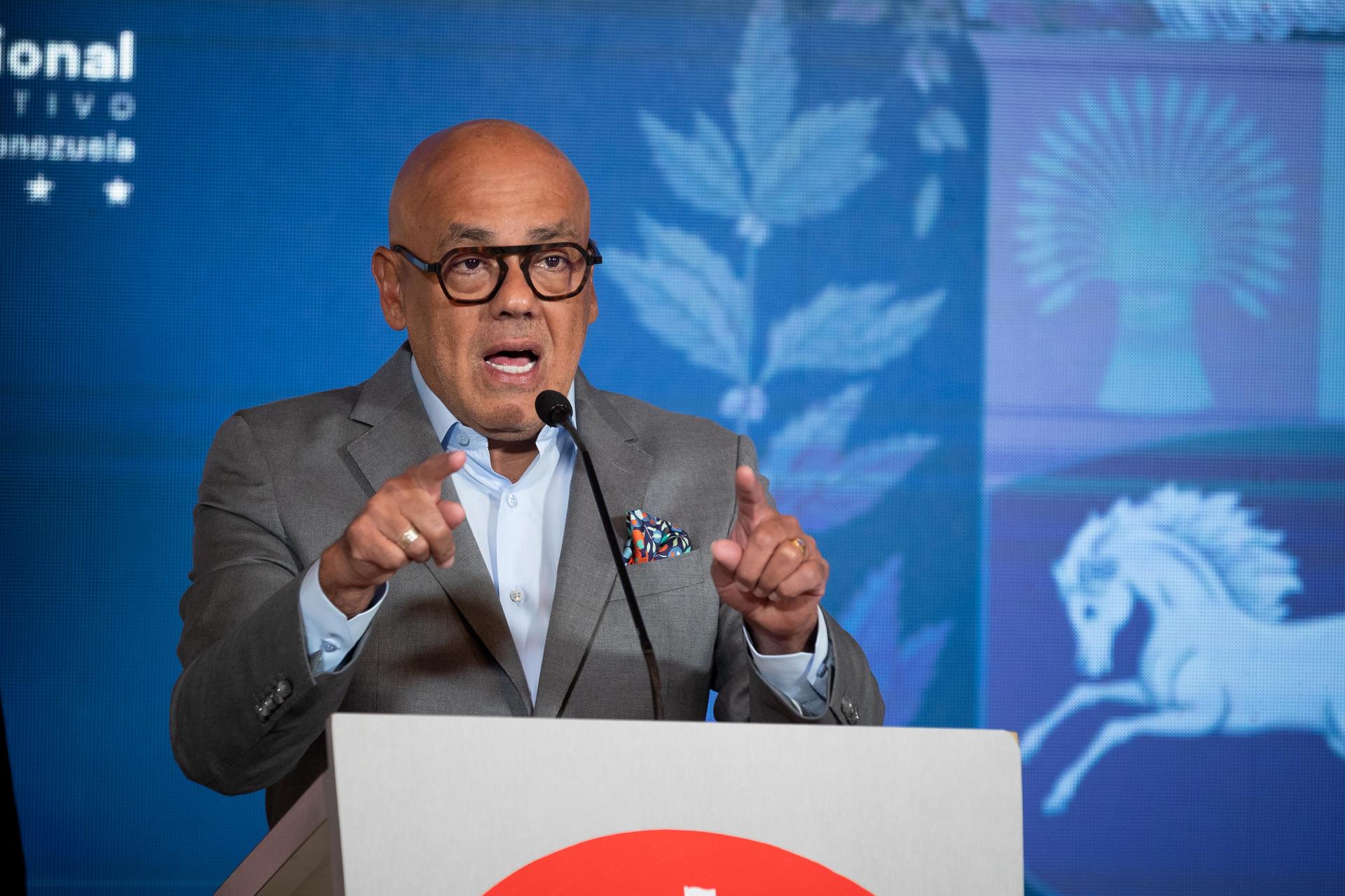 «Ahórrense el lapso, yanquis de mierda», la respuesta del Parlamento de Venezuela al ultimátum de EE.UU. para retomar las sanciones petroleras