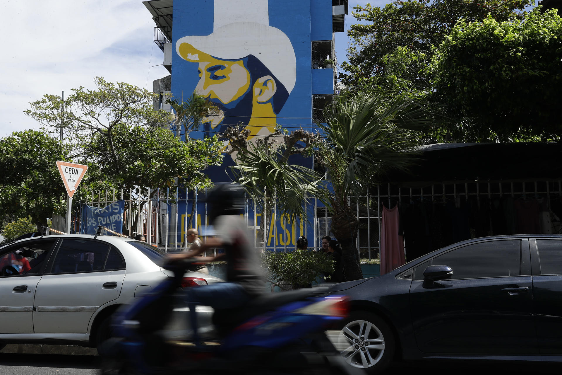 Seguridad y DD.HH., los polos opuestos de la gestión del Gobierno de Bukele en El Salvador