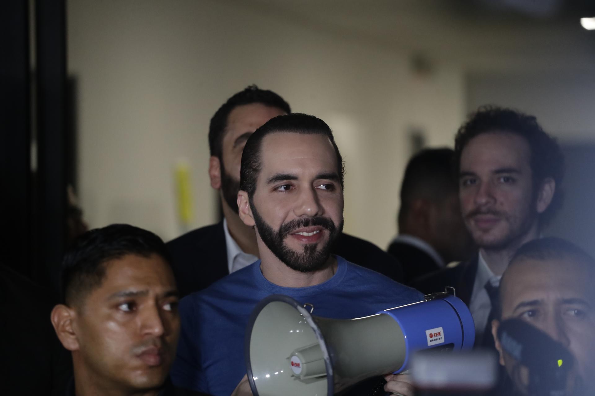 Bukele, el telecandidato que busca romper con mandatos únicos en la democracia salvadoreña