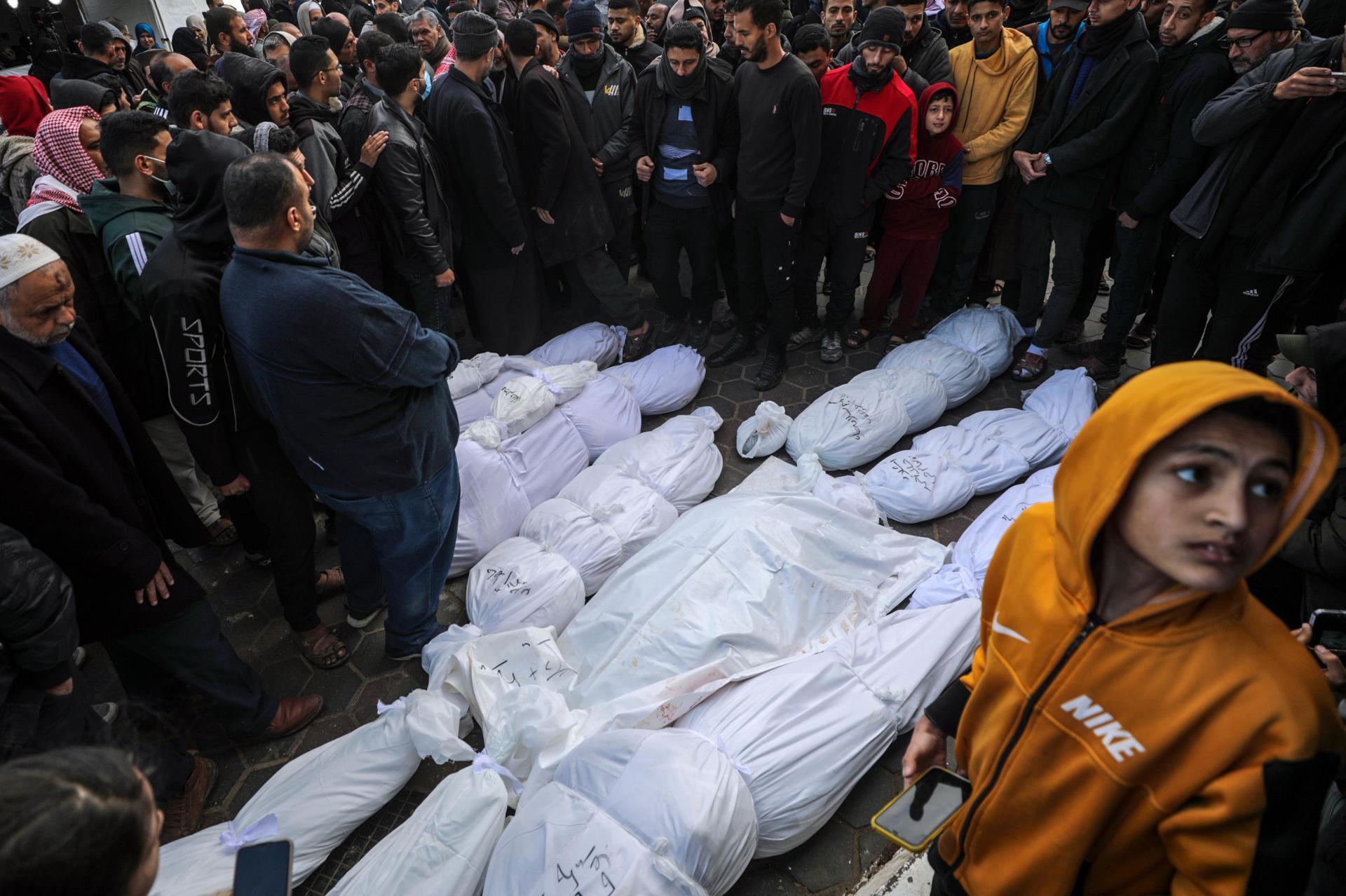 Al menos 113 muertos por bombardeos israelíes en la Franja de Gaza en las últimas 24 horas