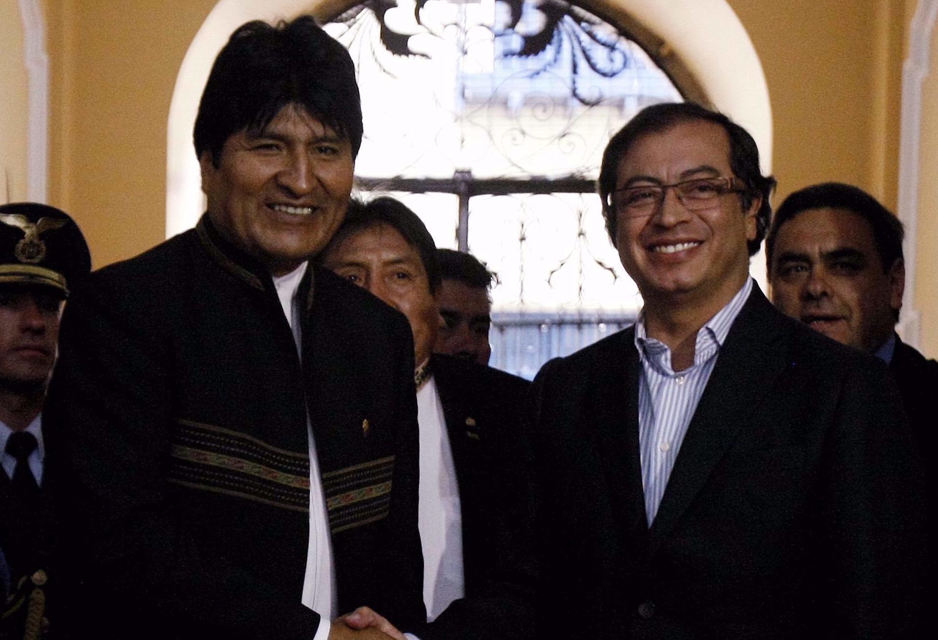 Evo Morales se solidariza con Gustavo Petro ante «intento de golpe judicial» en su contra