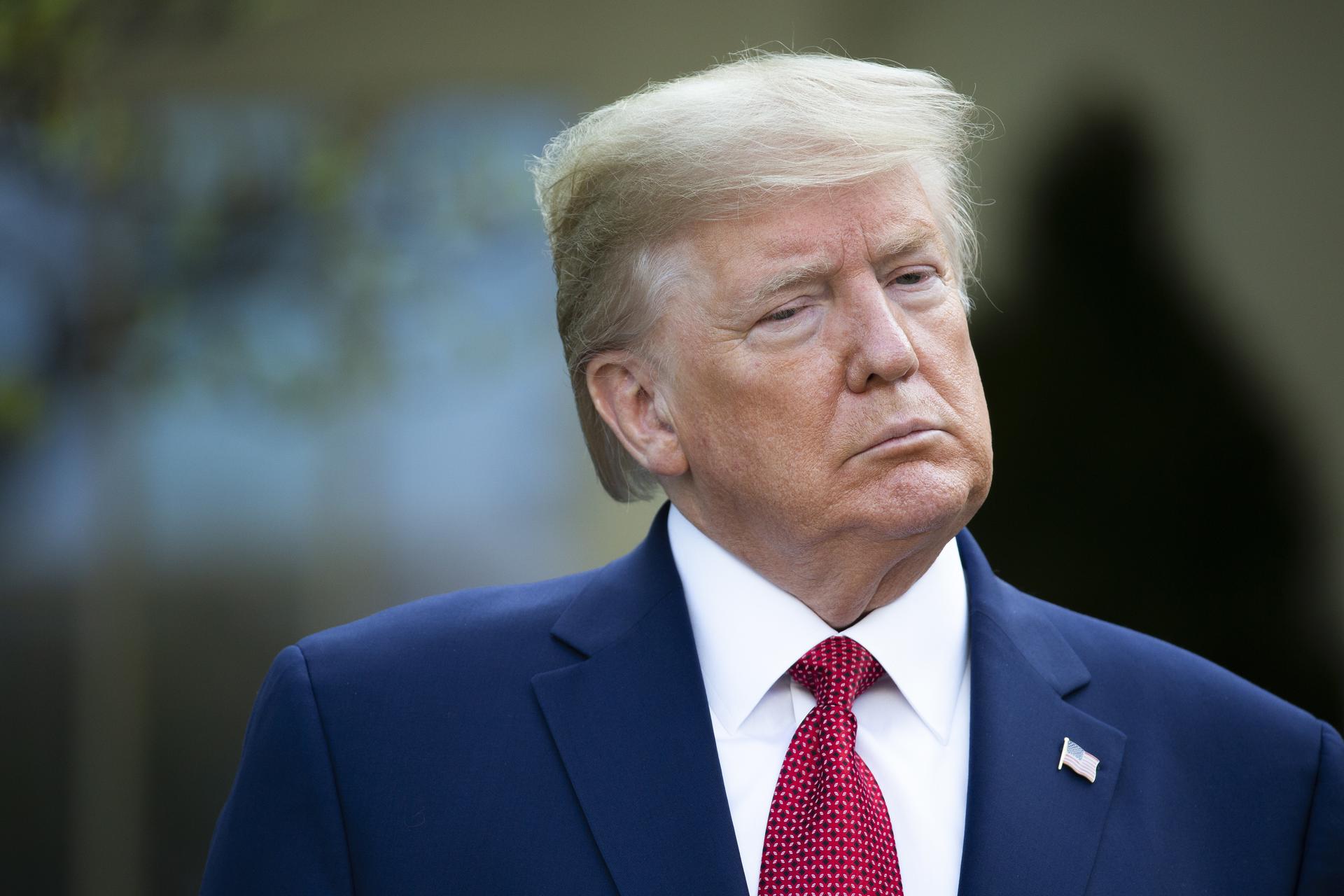 Trump aventaja ligeramente a Biden en una nueva encuesta de cara a las presidenciales