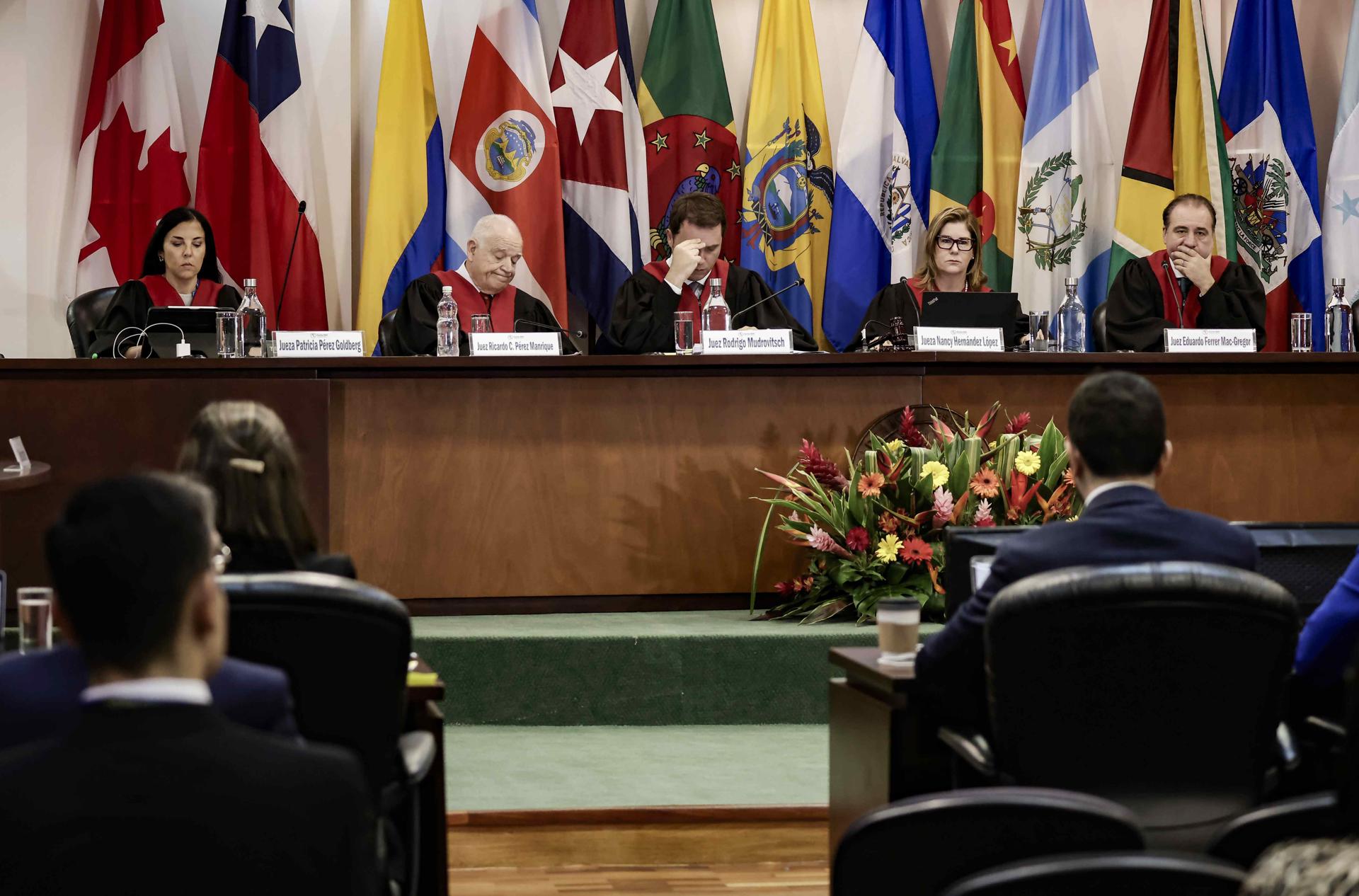 La CorteIDH ordena a la dictadura liberar a dos líderes políticos indígenas opositores
