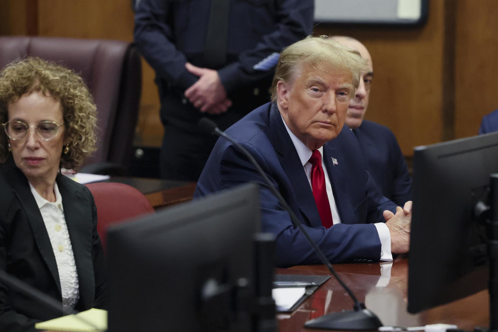 Confirman el juicio a Trump por pagos a la actriz porno Stormy Daniels para el 25 de marzo