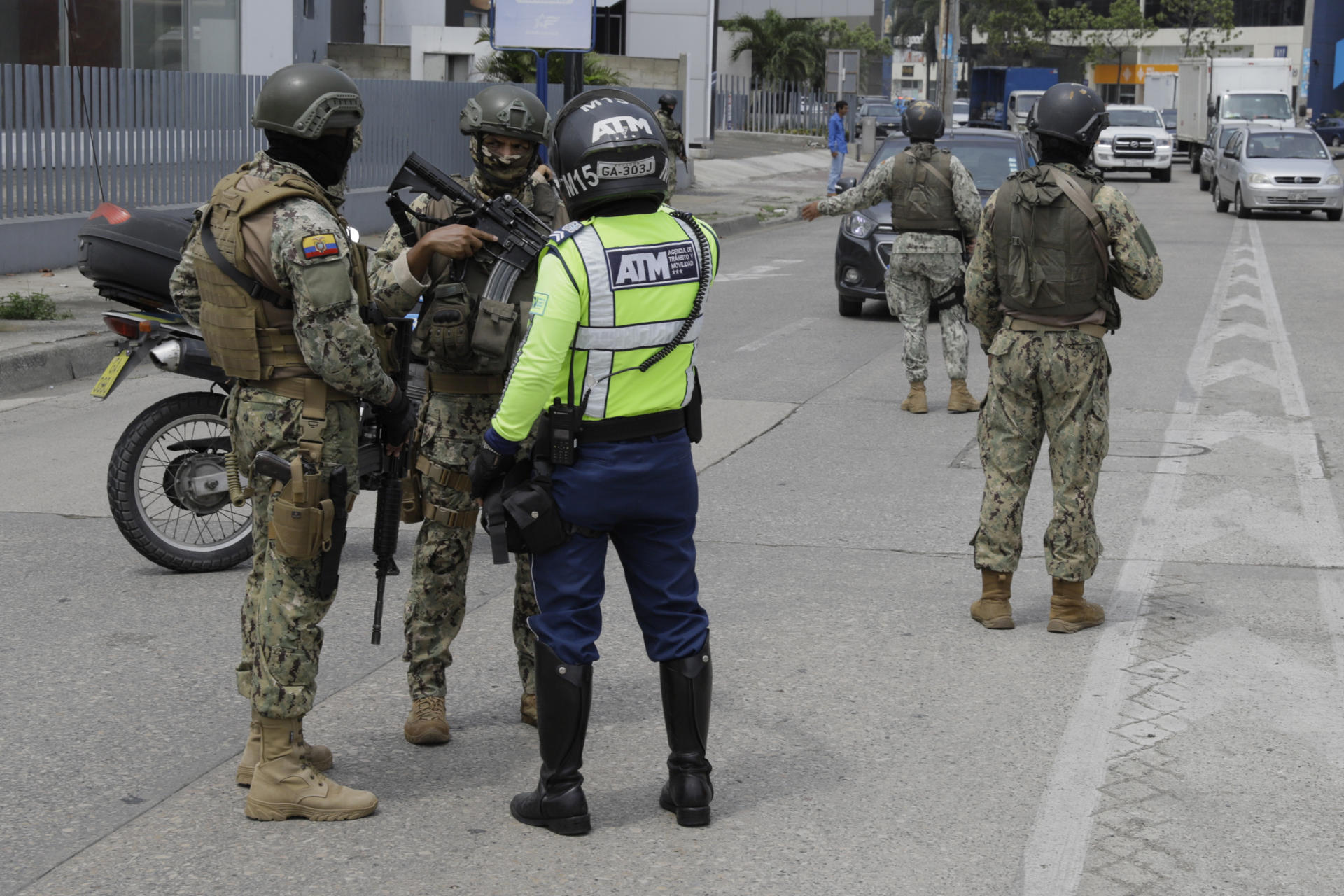 Más de 8.600 detenidos en 41 días de «conflicto armado» en Ecuador contra la criminalidad