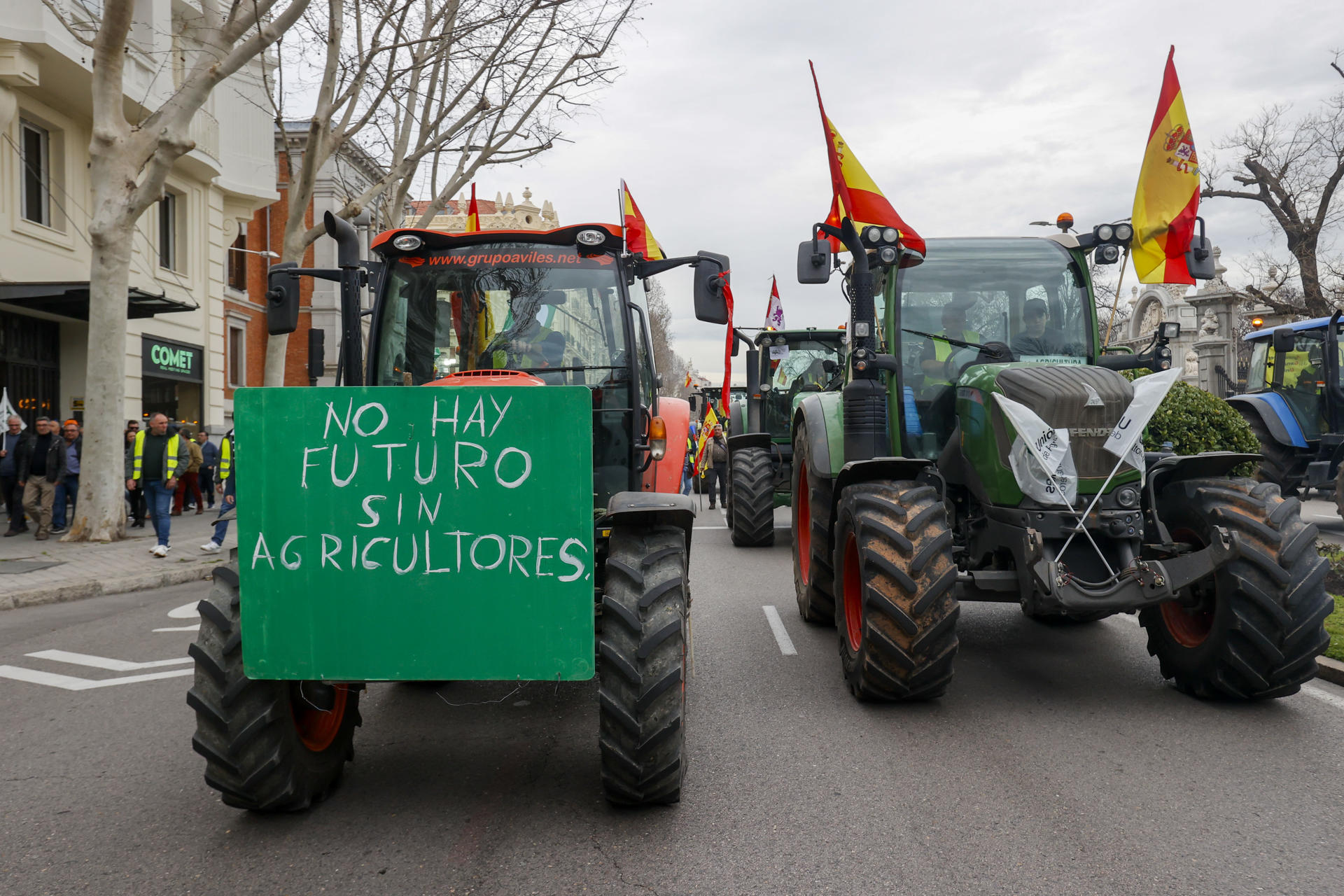 Madrid vive una masiva tractorada en un nuevo día de protestas por gran parte de España
