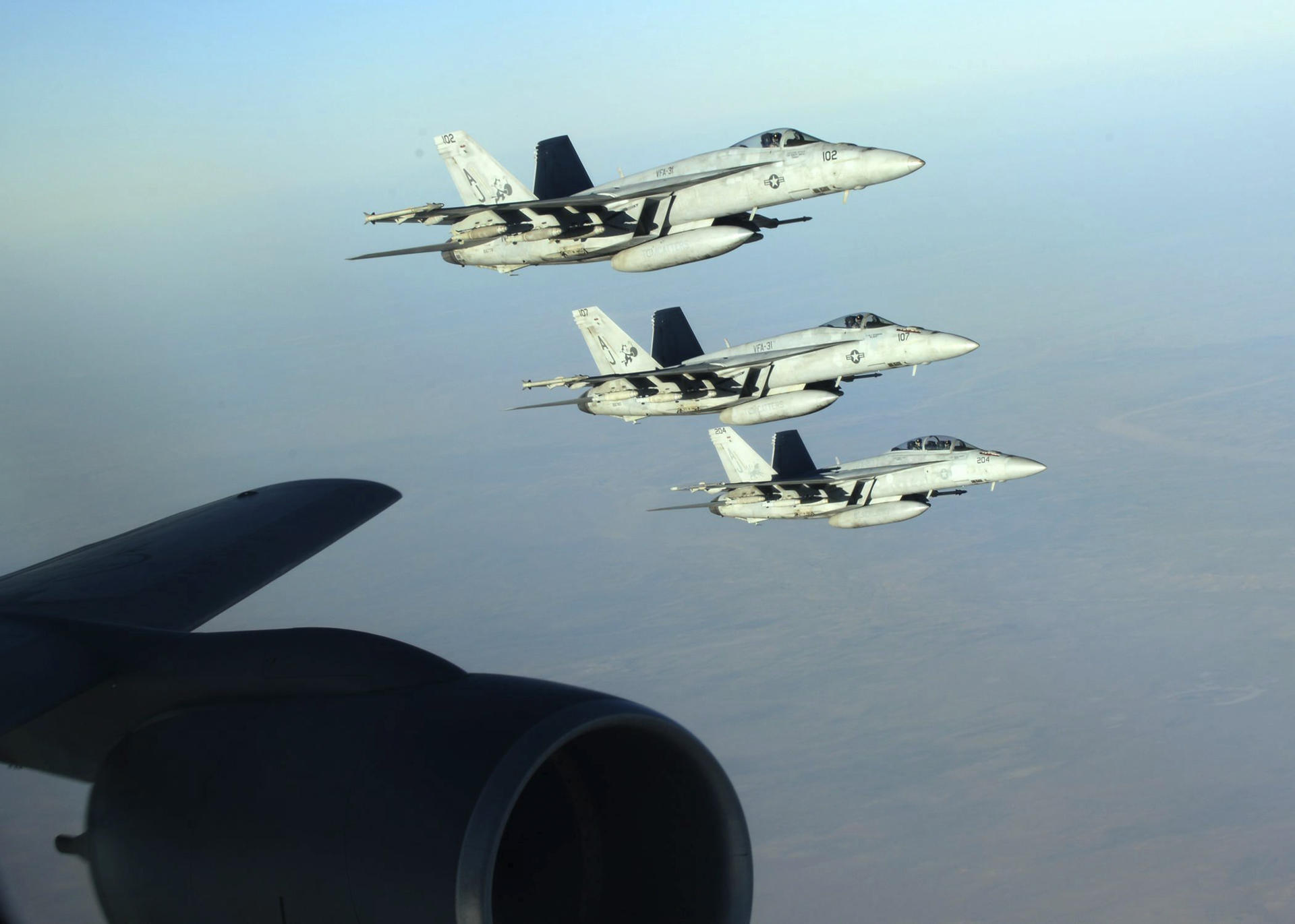 Irak cierra su espacio aéreo ante el inicio del ataque iraní con drones contra Israel