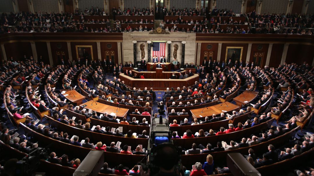 Resolución del Congreso «empuja» aplicación de la Carta Democrática al régimen