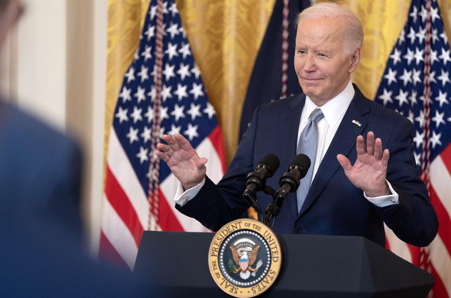 «Al partido de Trump le importan un comino los latinos», dice la campaña de Biden