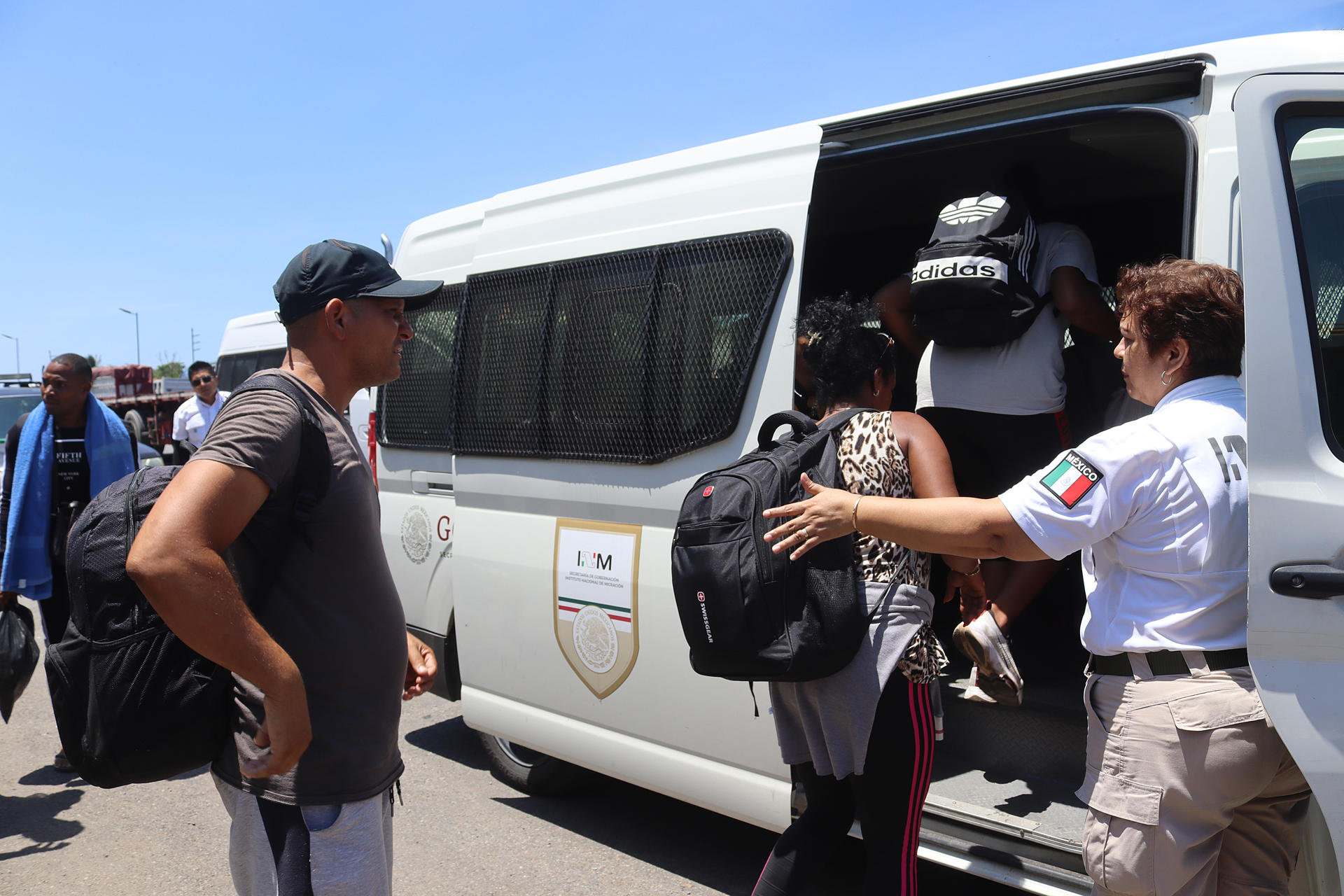 Agentes mexicanos hallan a 18 migrantes de Nicaragua, en un hotel de Guadalajara