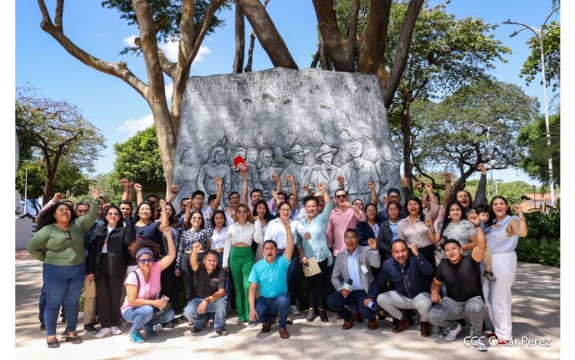 Periodistas o propagandistas, la labor del periodismo oficial en Nicaragua