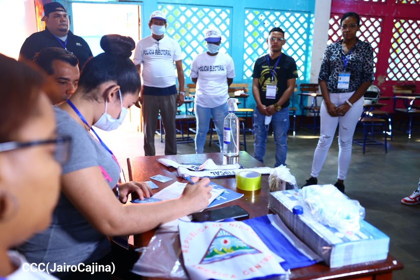 Inician las elecciones regionales del Caribe de Nicaragua sin competencia para el FSLN