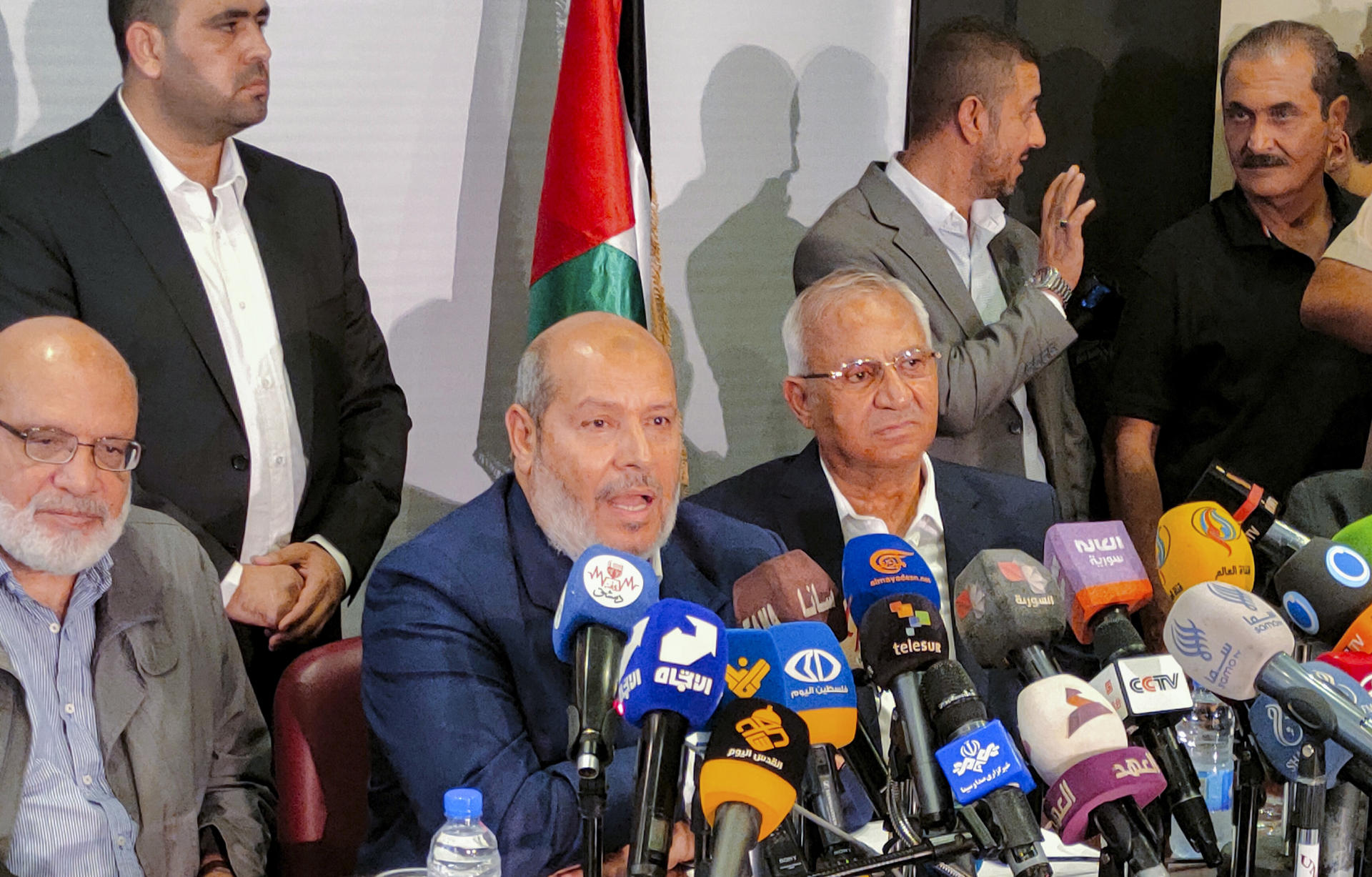 Delegaciones de Hamás, Catar y EEUU reanudan en Egipto negociaciones sobre tregua en Gaza