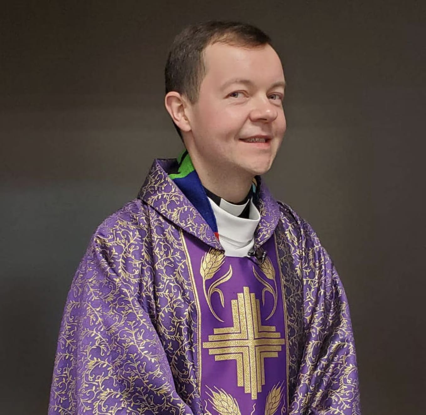Adam Kotas, el exsacerdote tiktoker: En la iglesia «no hay misericordia»