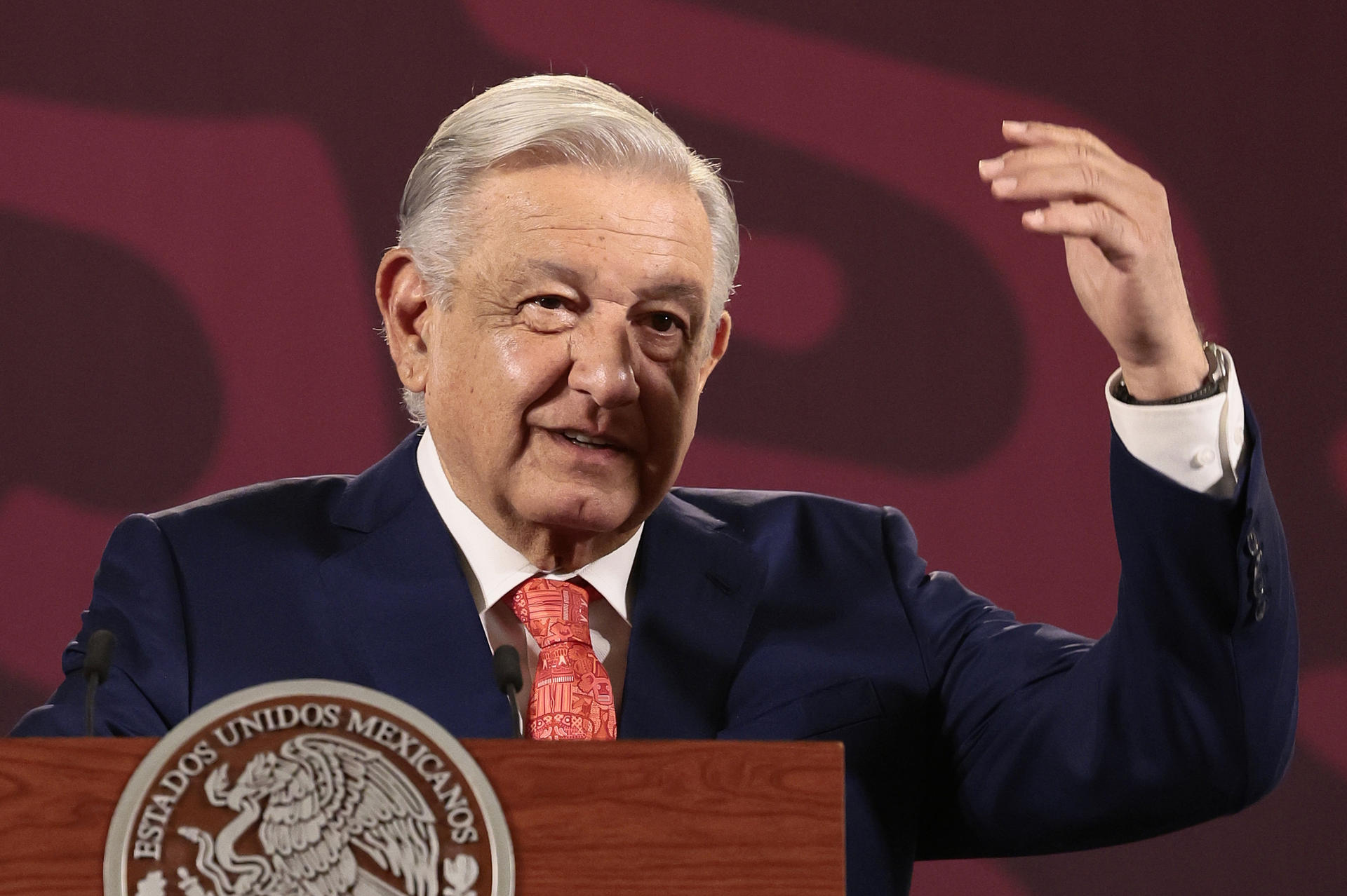 López Obrador dice que las mujeres que protestaron en el 8M en México «se portaron bien»