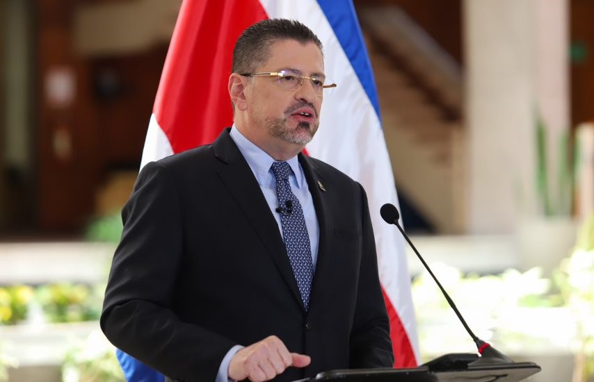 Rodrigo Chaves evita calificar a Daniel Ortega como dictador