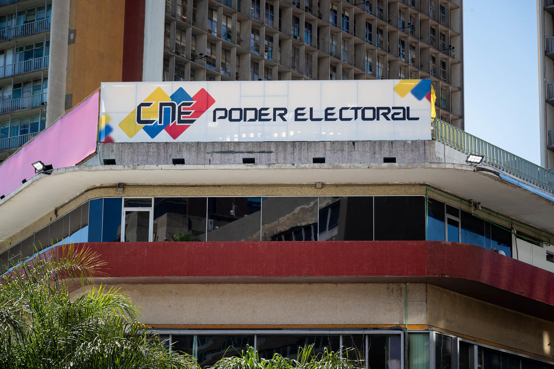 El ente electoral venezolano confirma la inscripción de un candidato de la coalición opositora