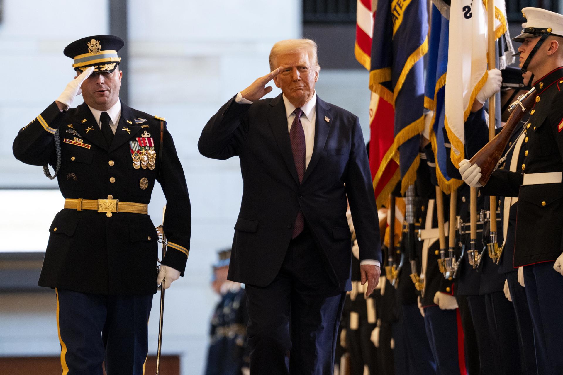 Del sombrero de Melania al saludo de Musk: los 7 momentos de la investidura de Trump