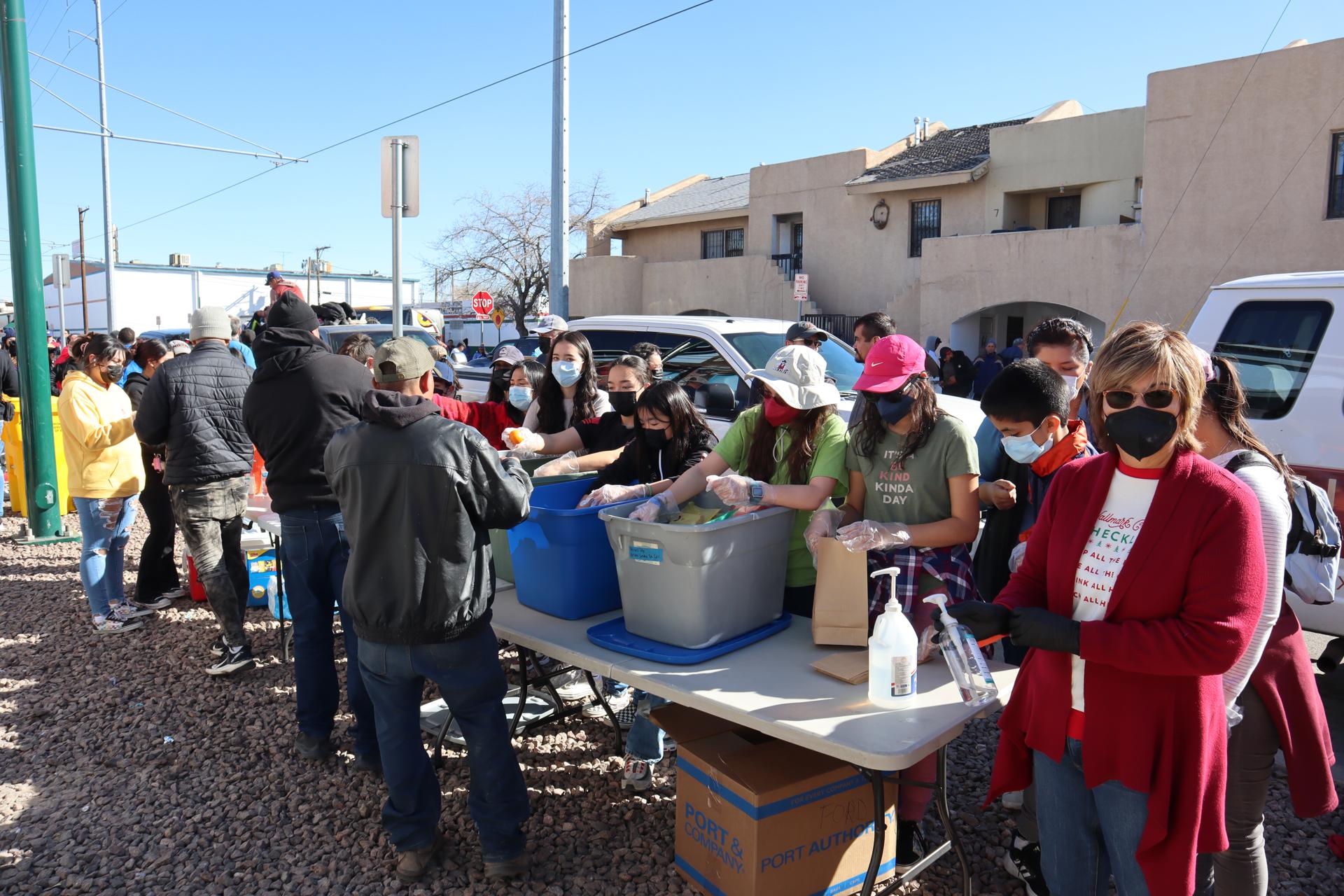 Trump deja a migrantes sin ayuda legal y más vulnerables a una deportación