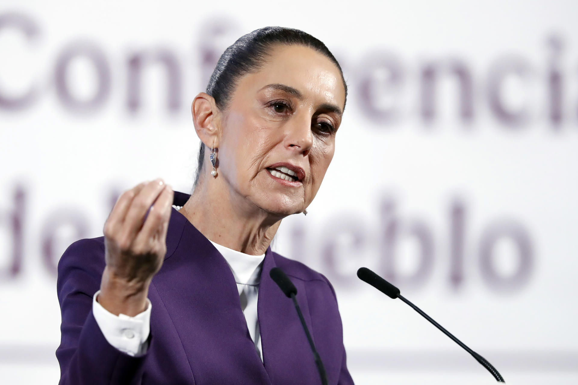 Presidenta de México dice que tiene pactada una llamada con Trump para este jueves tras los aranceles