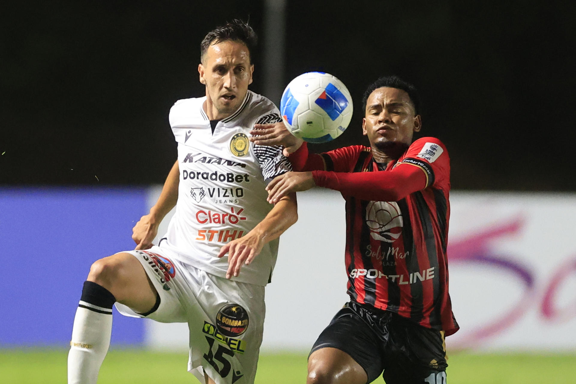 2-1. Sporting derrota al Diriangén y aprieta el grupo B de la Copa Centroamericana