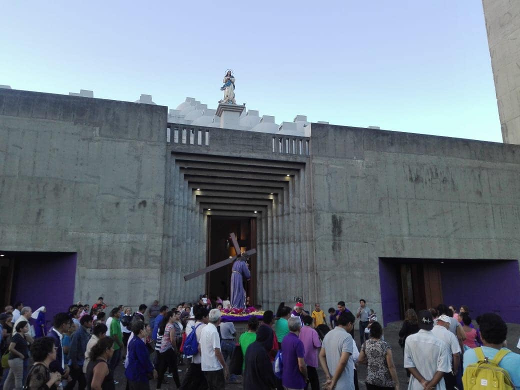 Iglesia orienta una Semana Santa en cuarentena: “No se cierran los templos, ni se deja de rezar, quédense en sus casas»