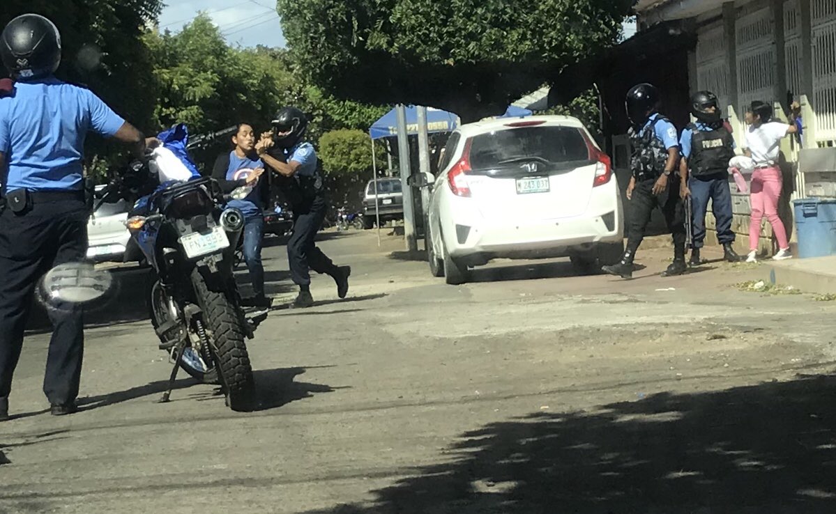 Salvajismo policial contra ciudadanía que exige libertad