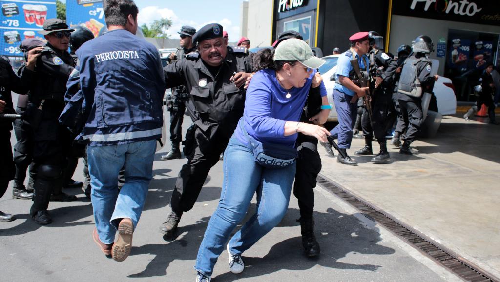 Arquidiócesis de Managua condena represión de policía orteguista