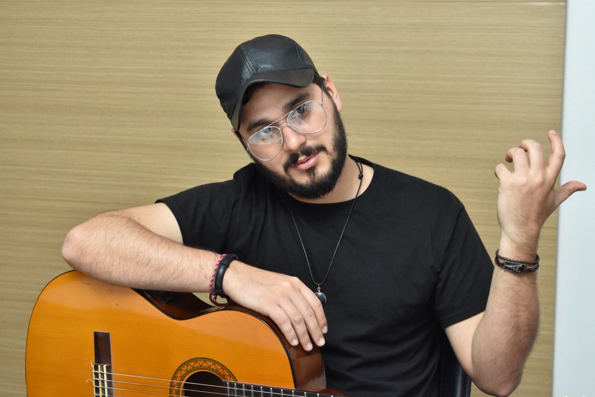 Luis Enrique Mejía Godoy y Jandir en un concierto virtual para acompañar la cuarentena por coronavirus
