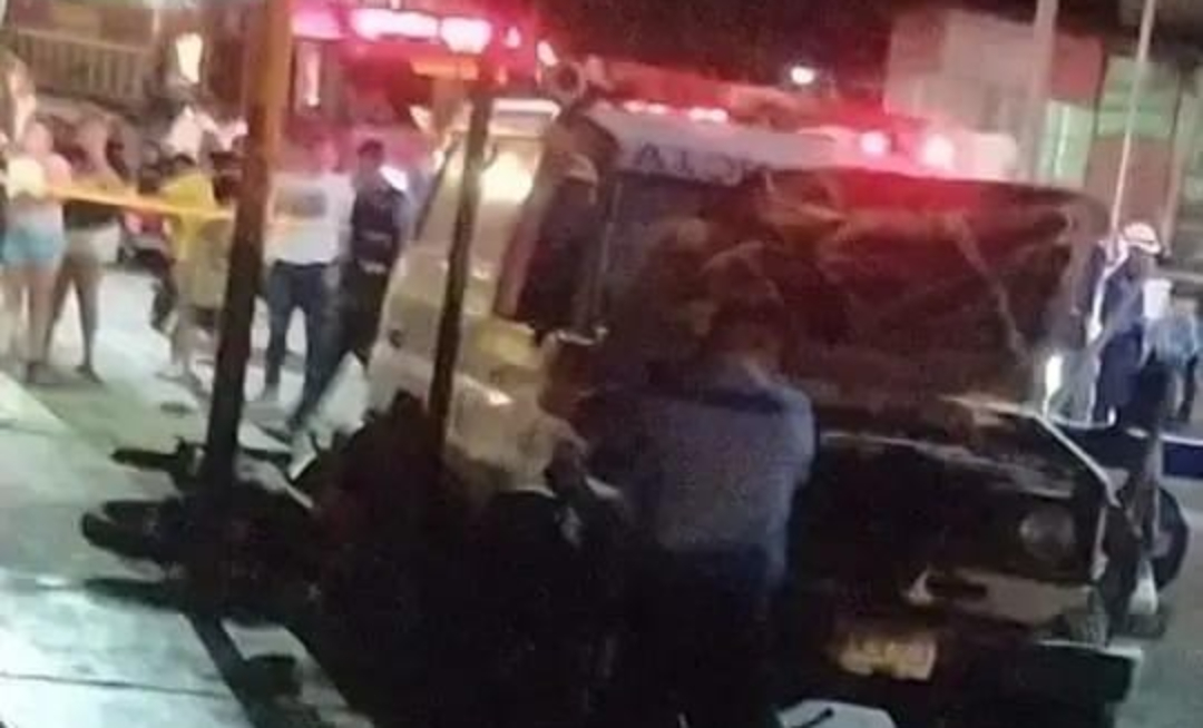 Accidente con ambulancia deja dos fallecidos en Managua