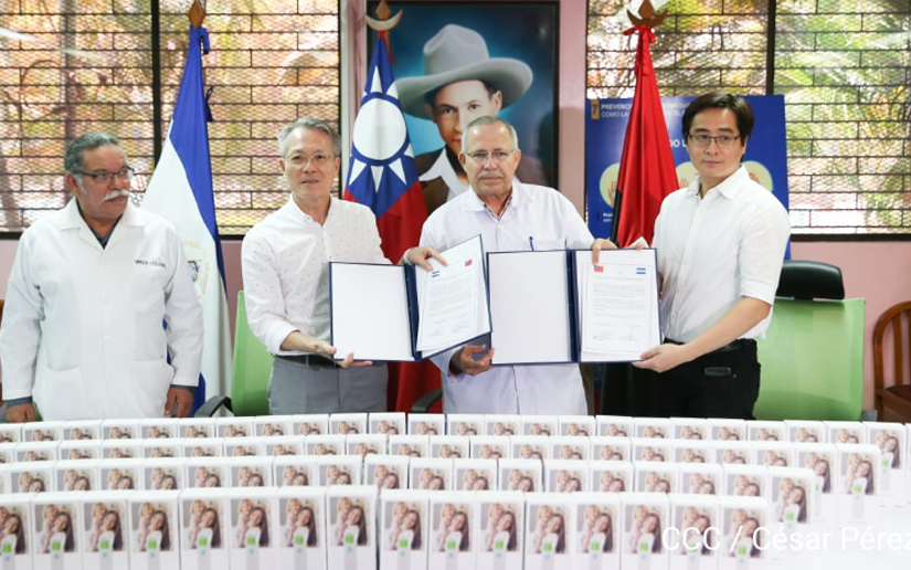 Minsa maneja con discrecionalidad los equipos donados para combatir el Covid-19