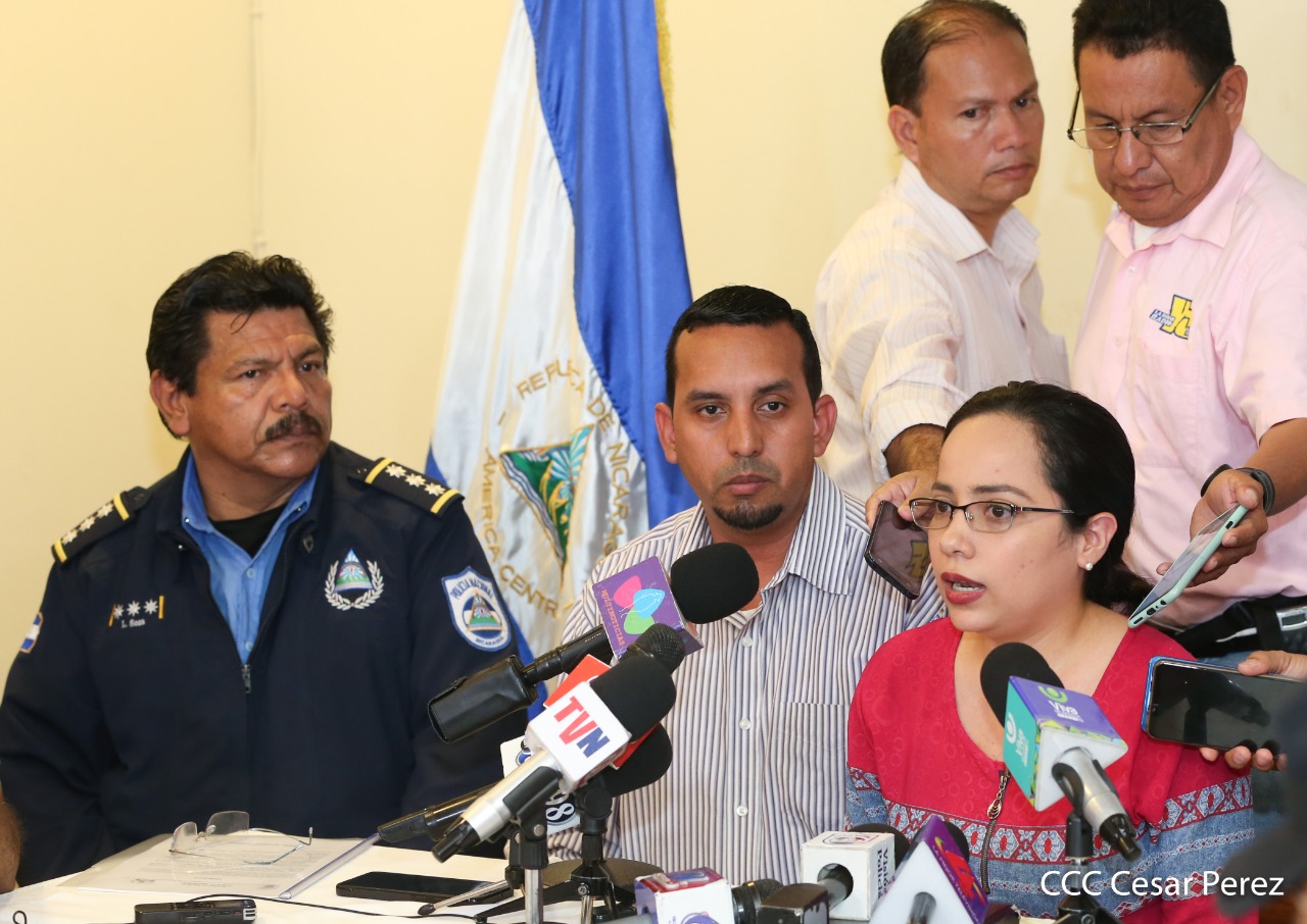 Policía Orteguista denuncia por agresión y secuestro a jóvenes de Ometepe