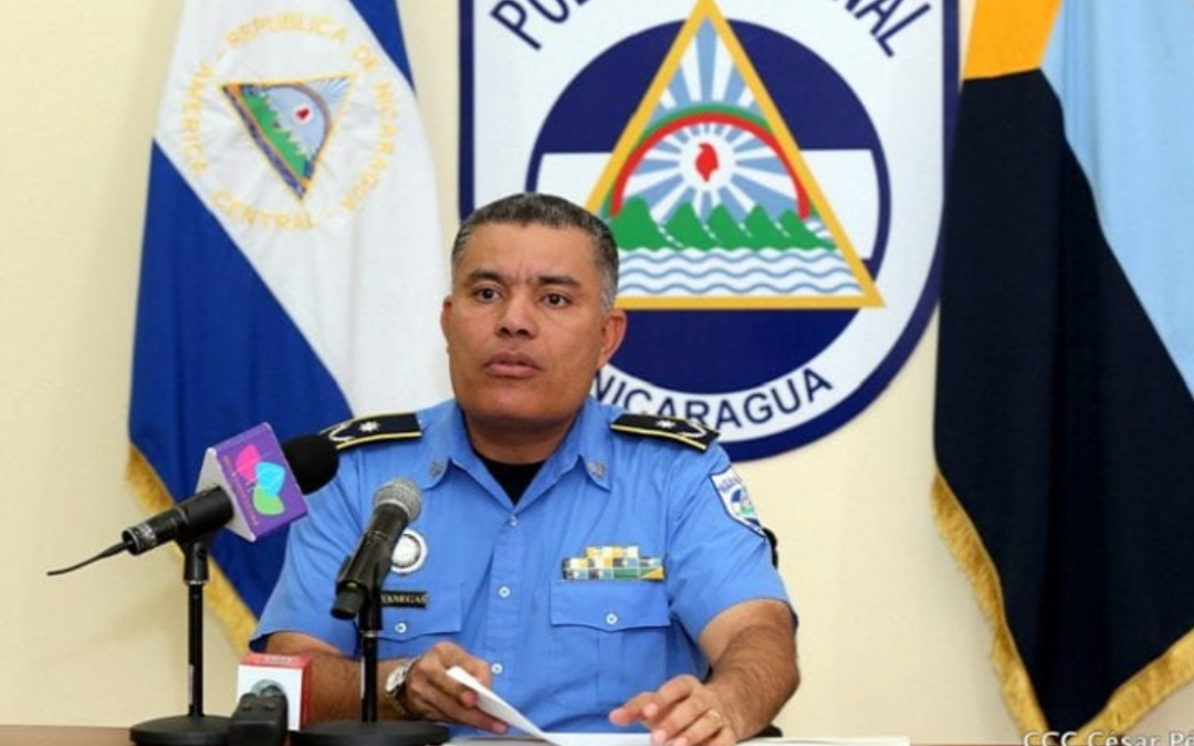 Comisionado Vanegas amenaza: “Sacerdotes, pastores, empresarios… si son malos hijos de la patria tienen que pagar”