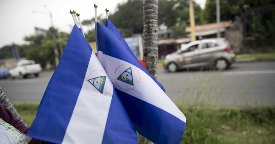 Reforma contra la doble nacionalidad institucionaliza el exilio forzado, denuncian organizaciones
