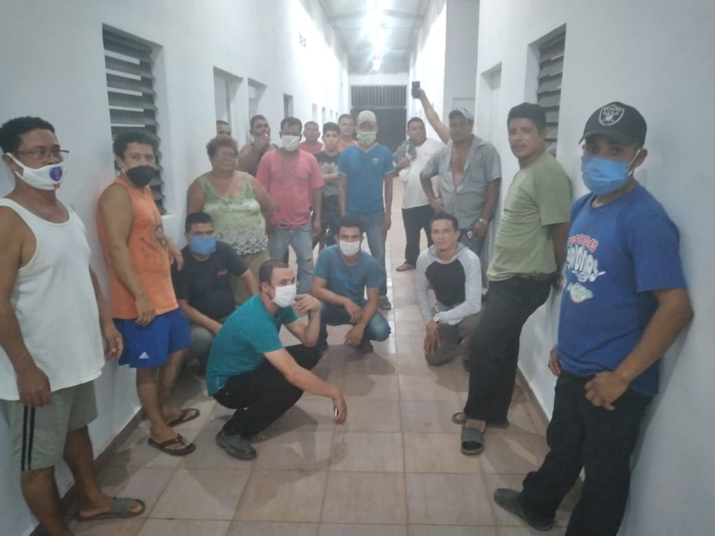 Nicaragüenses varados en El Salvador claman a Ortega que los deje entrar al país