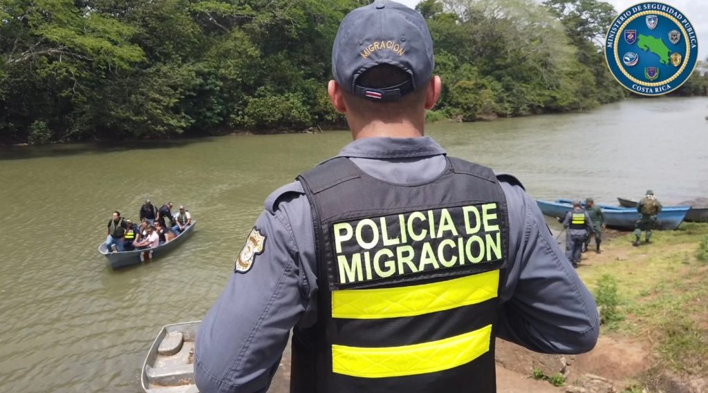 Un nicaragüense que ingresó por punto ciego a Costa Rica da positivo a Covid-19