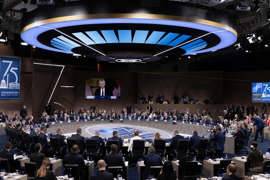 China advierte a la OTAN de «consecuencias» si la considera un «enemigo hipotético»