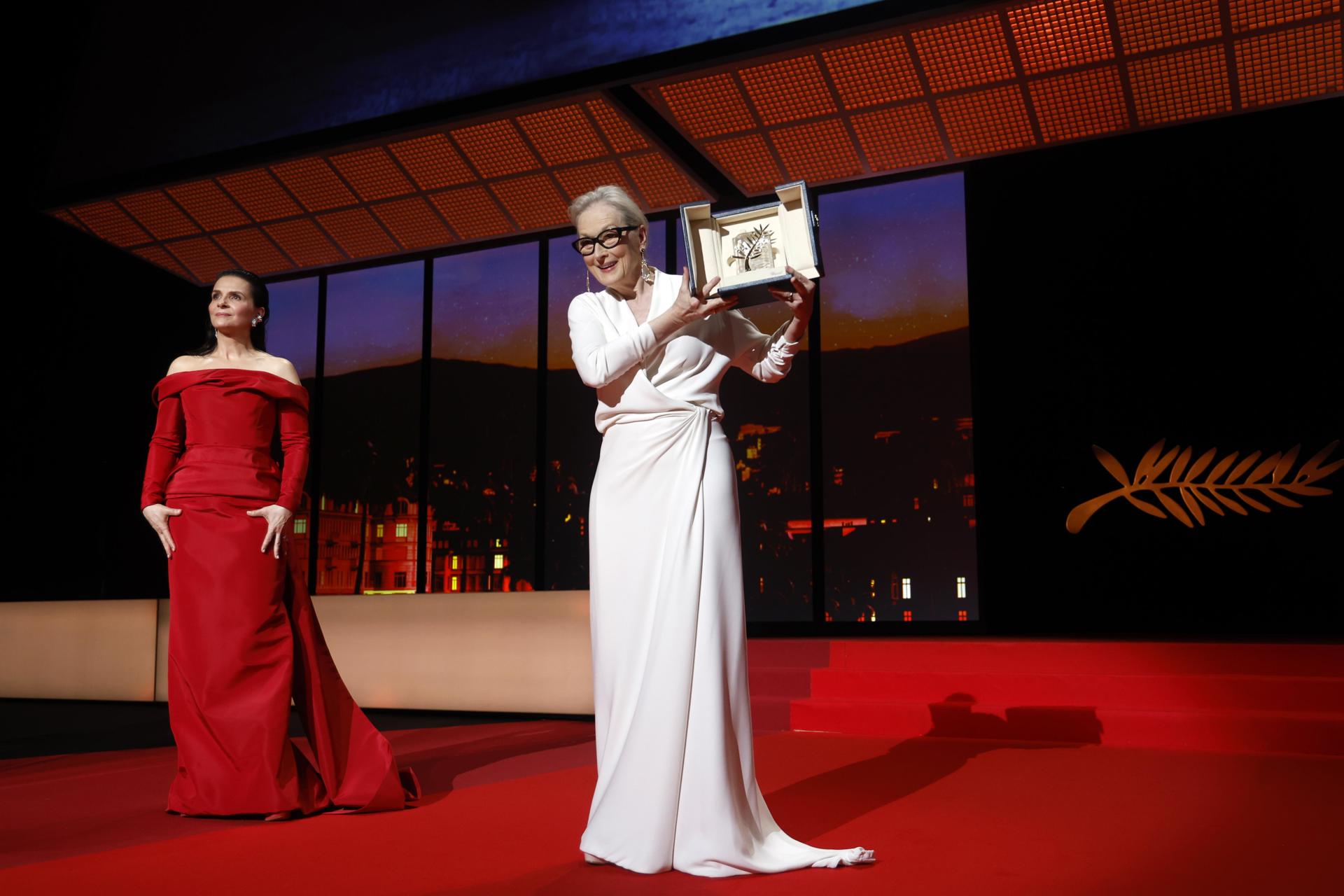 Meryl Streep recibe la Palma de Honor entre ovaciones y lágrimas: «Un premio único»