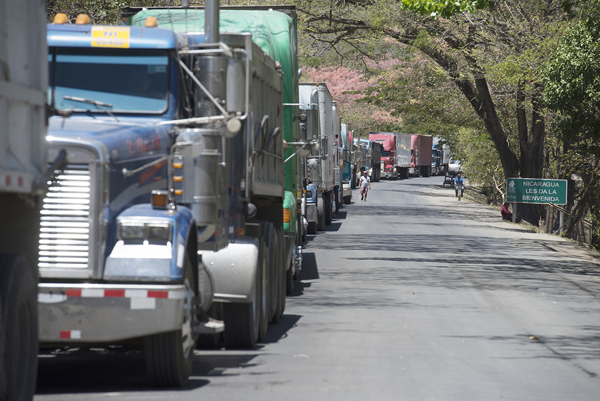 Transportistas nicaragüenses bloquearán frontera con Costa Rica