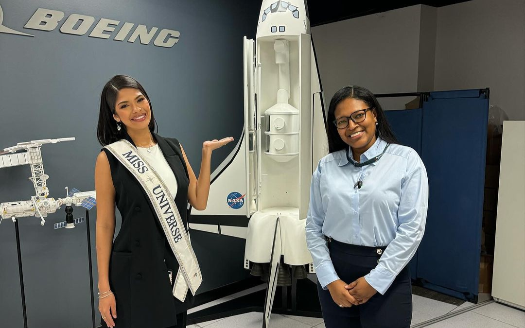 La nicaragüense Sheyla Morales recibe en la NASA a Shyennis Palacios