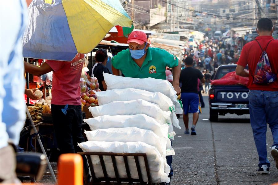 Honduras reabre la economía entre recelos por el aumento de casos de Covid-19