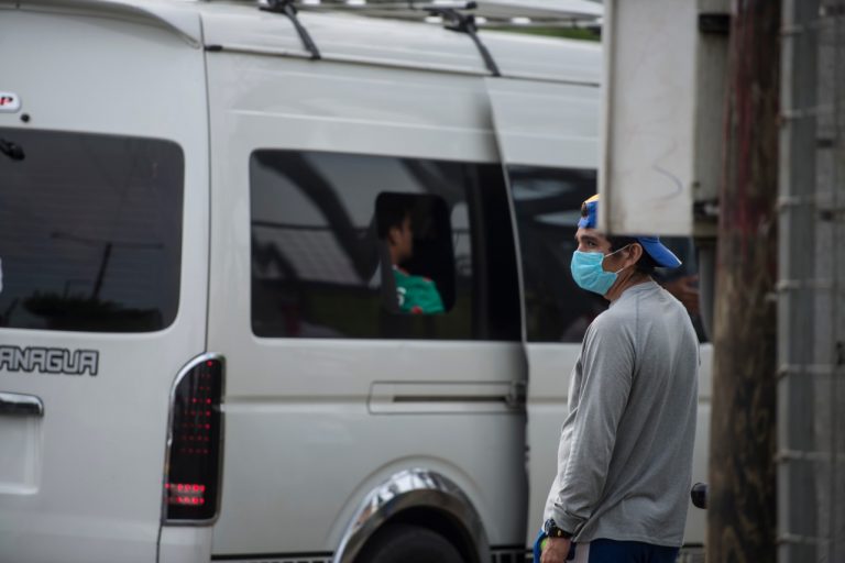 Pacientes recuperados de Covid-19 pueden volver a presentar síntomas