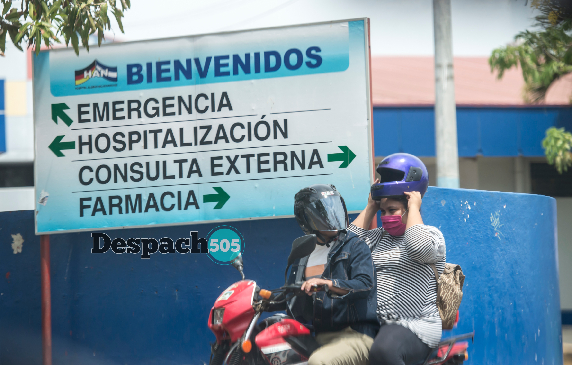 Martes negro en hospitales públicos: Once médicos despedidos por el régimen Ortega-Murillo