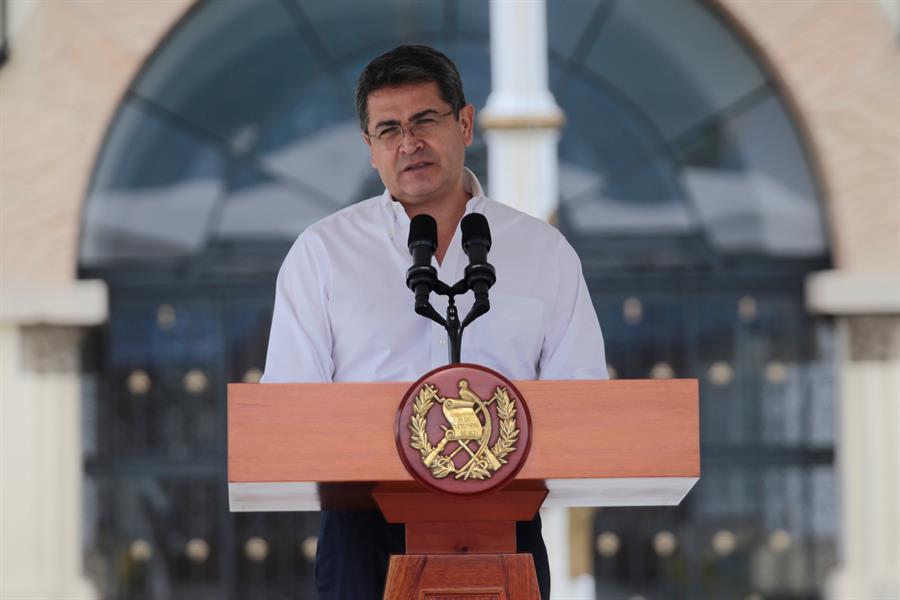 Juan Orlando Hernández, presidente de Honduras, el primer mandatario de Centroamérica que se contagia de Covid-19