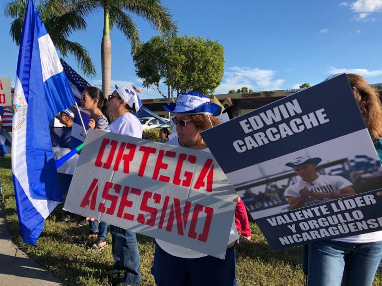 Ortega impone programa para retorno de exiliados y promete “protección estatal”