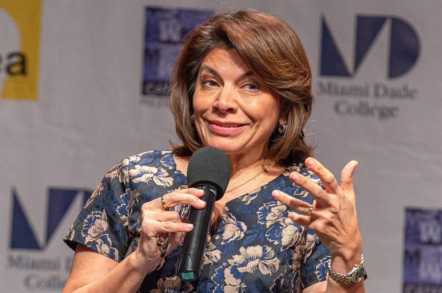 Laura Chinchilla aspirará a la presidencia del BID