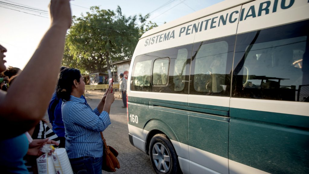 Régimen excarcela a 636 presos, pero no dice si incluye reos políticos