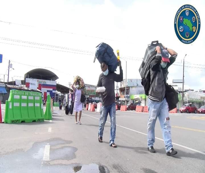Costa Rica permite el ingreso a 46 nicaragüenses que se encontraban en Paso Canoas