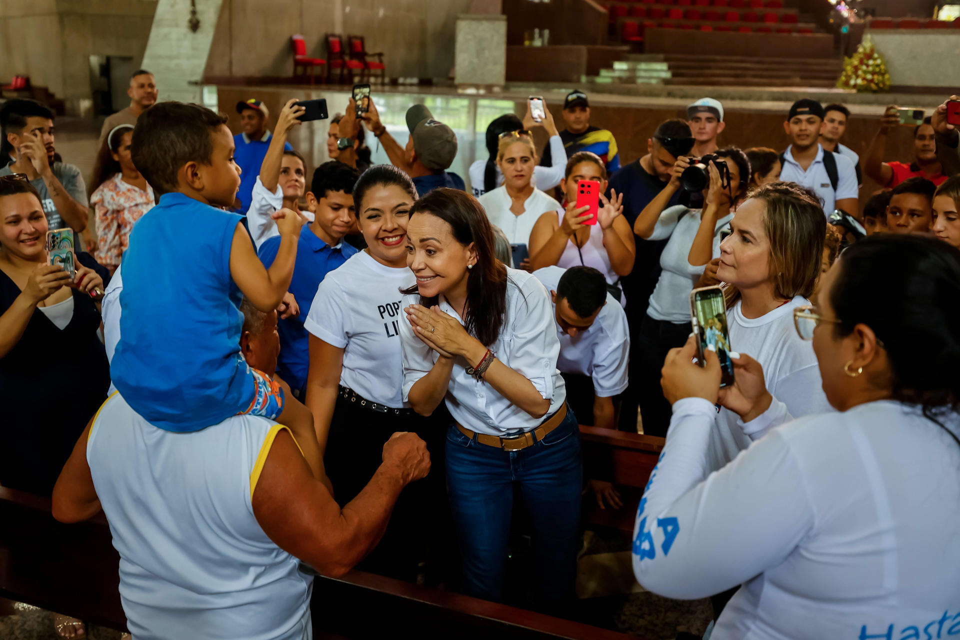 María Corina Machado dice que Maduro «sabe» que está «derrotado» para las presidenciales